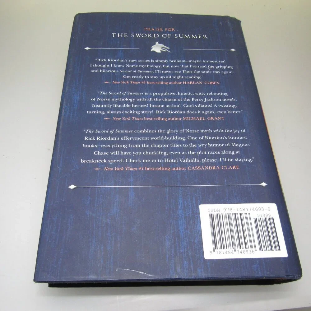 Magnus Chase & the Gods of Asgard: The Sword of Summer – Rick Riordan Hardcover